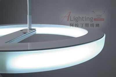 簡約柔和 現(xiàn)代吊燈設(shè)計(圖)