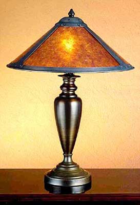 精美臺(tái)燈：感受樸實(shí)無華的魅力(圖)