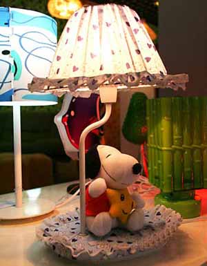 芬蘭大師阿爾托瓦的布藝燈(圖)